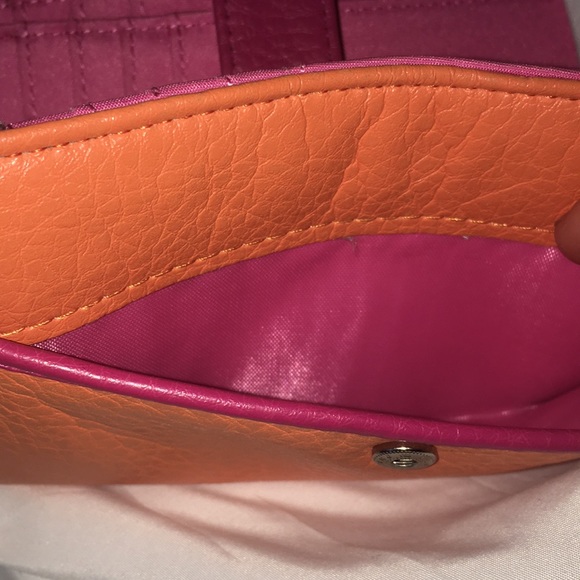 Wallet!!! - Picture 2 of 6